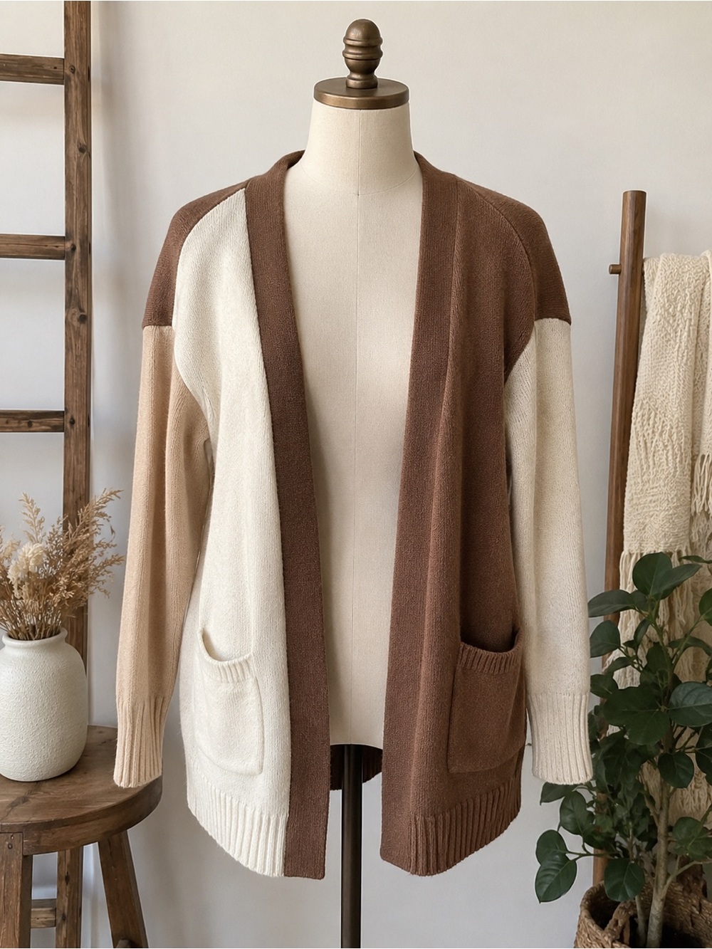 MINE Color Block Long Sleeve Sweater Cardigan Size Small